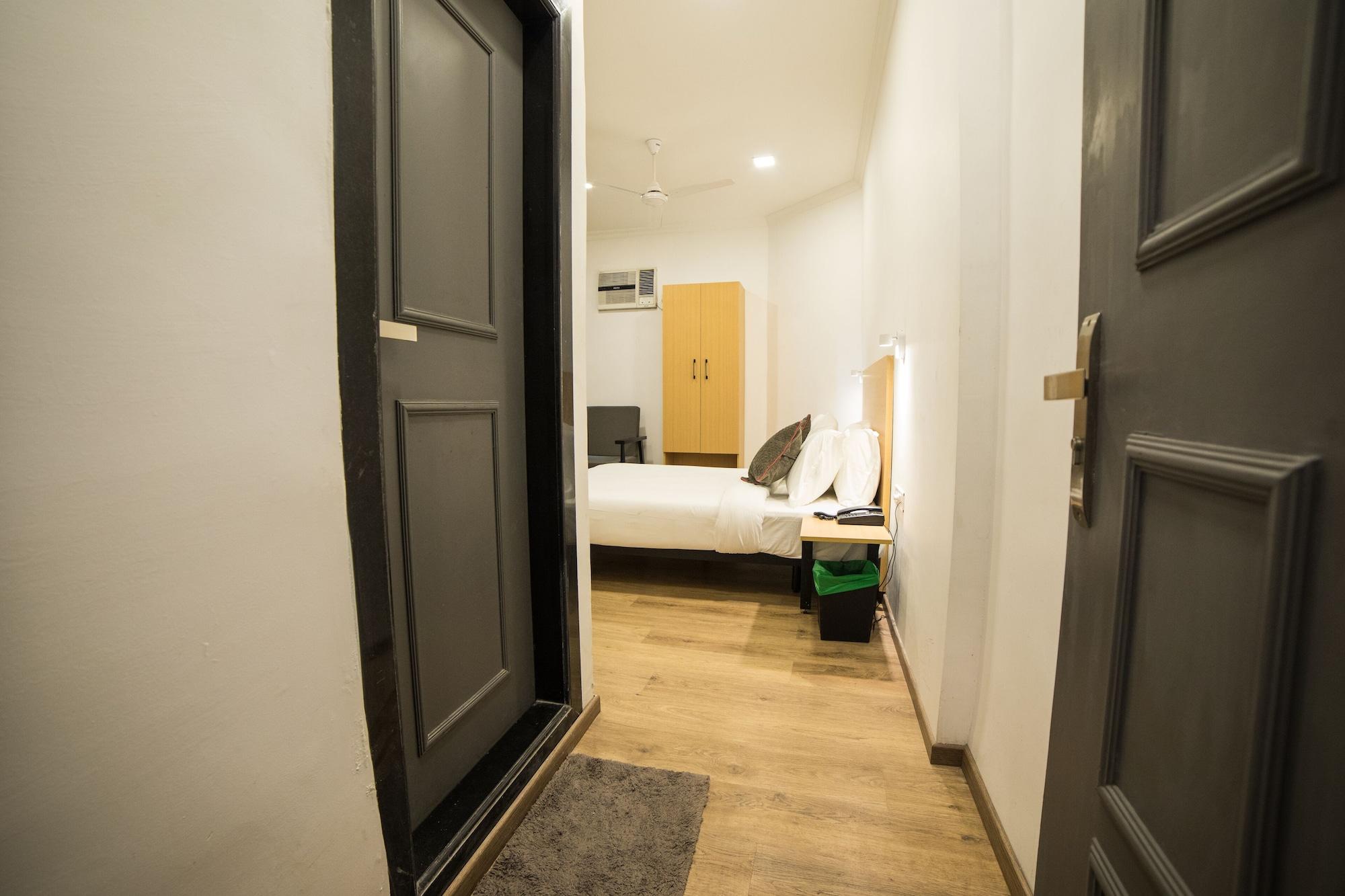 Hotel Fabexpress Highway Residency Mumbai Exterior foto