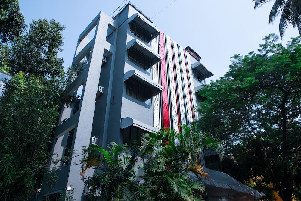 Hotel Fabexpress Highway Residency Mumbai Exterior foto