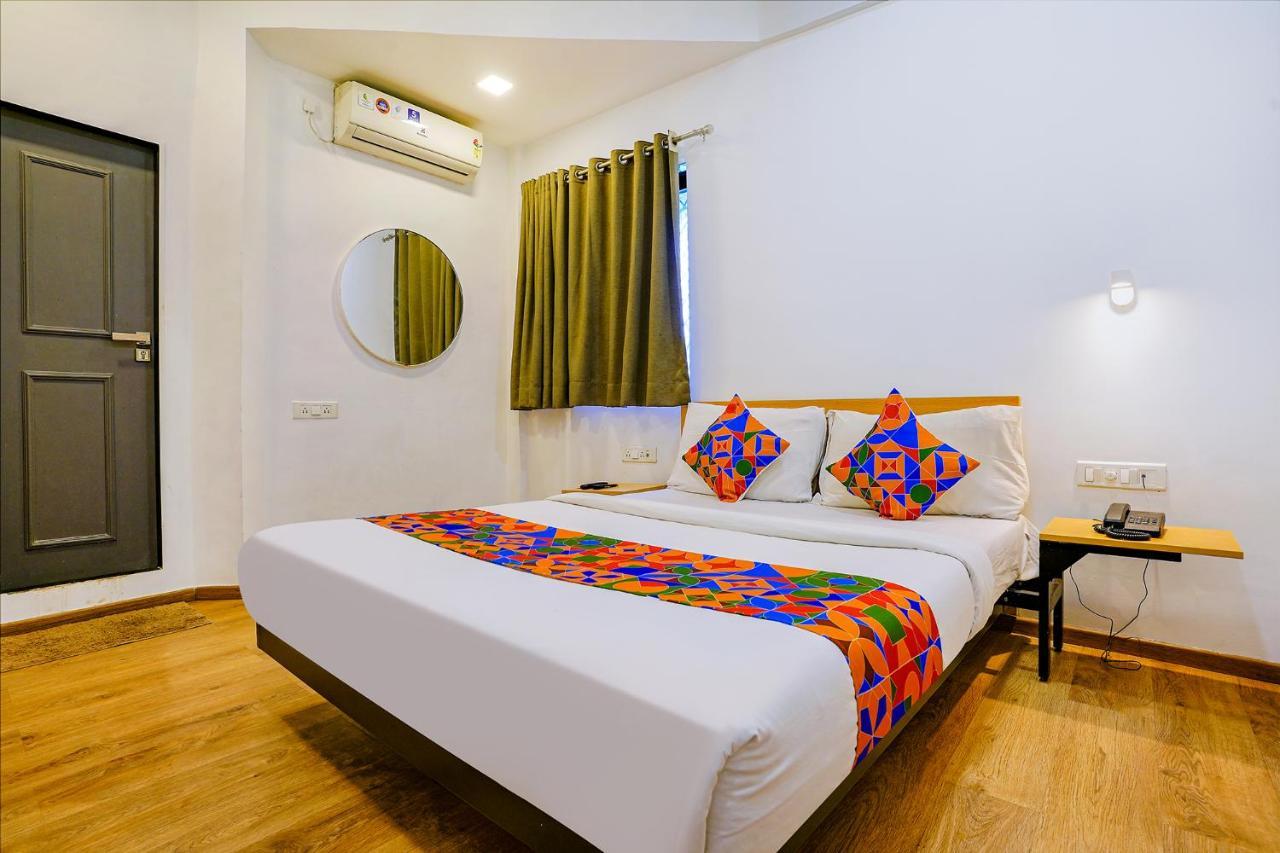 Hotel Fabexpress Highway Residency Mumbai Exterior foto