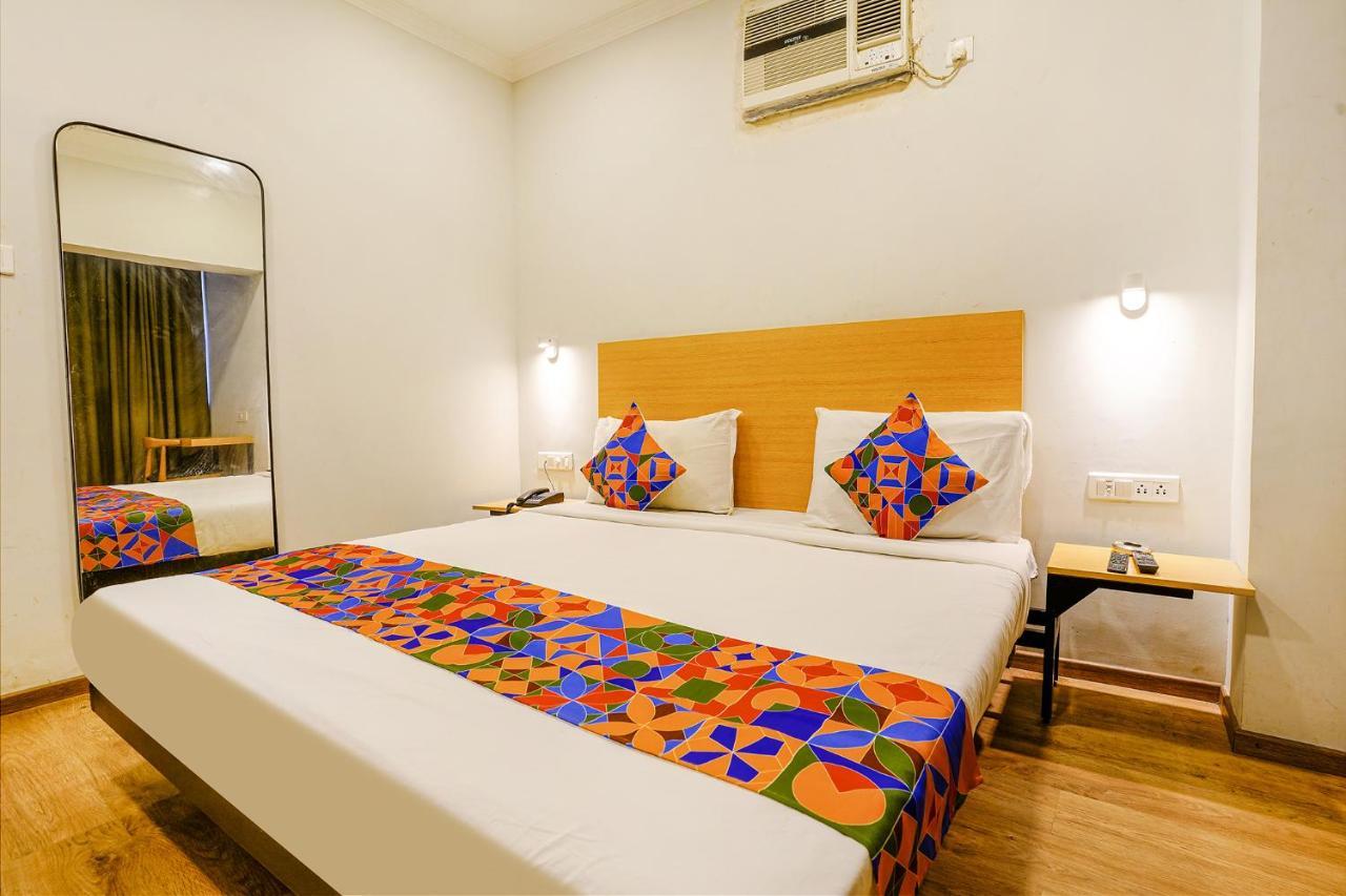 Hotel Fabexpress Highway Residency Mumbai Exterior foto
