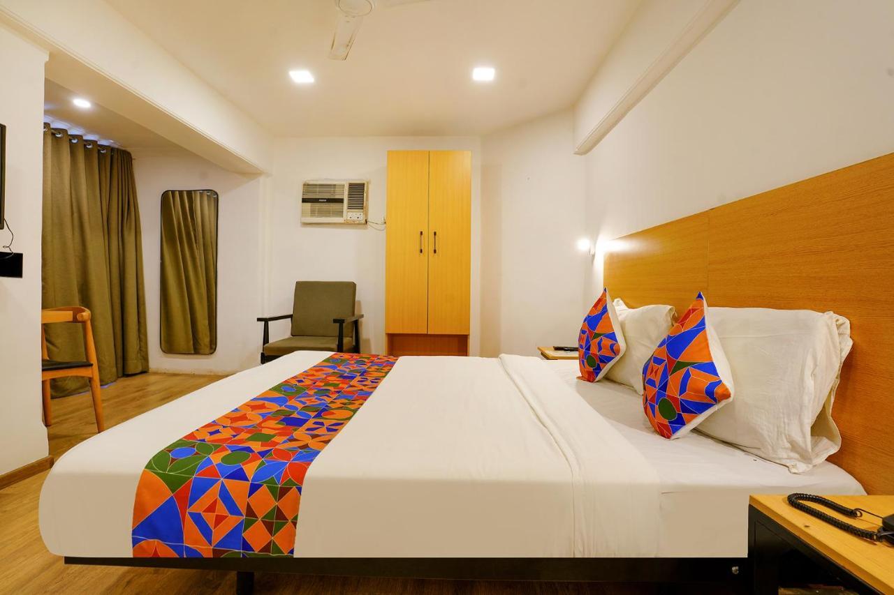 Hotel Fabexpress Highway Residency Mumbai Exterior foto