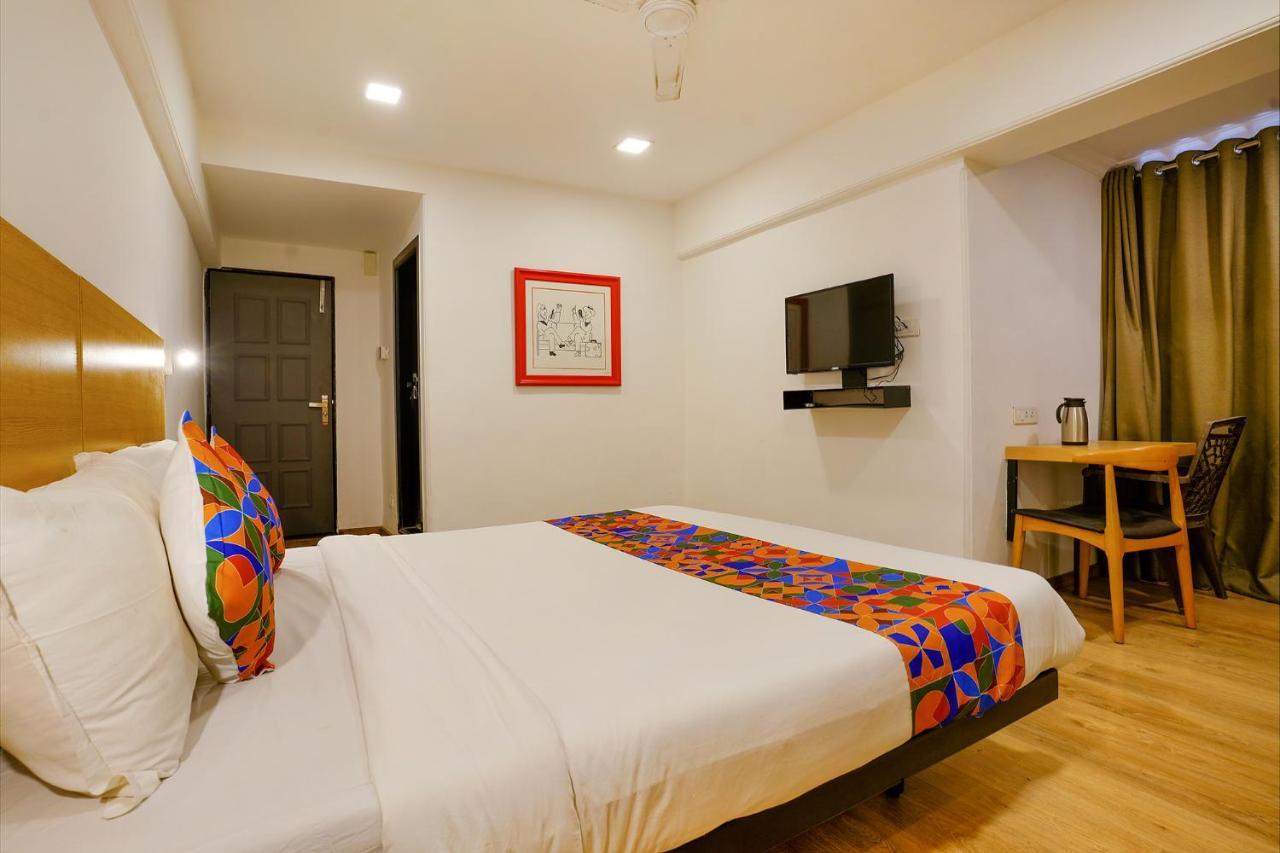 Hotel Fabexpress Highway Residency Mumbai Exterior foto